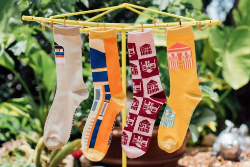 Queenslander Socks on a Hills Hoist